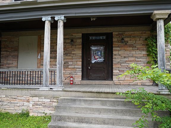 Exterior Front