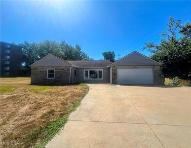 34040 Ridge Rd, Willoughby, OH, 44094