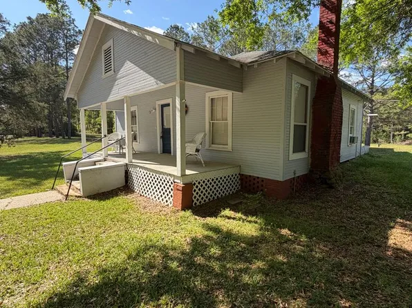 12538 Pineapple Hwy, Forest Home, AL 36030