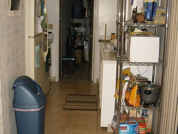 4th image of 8436 Queets Dr NE