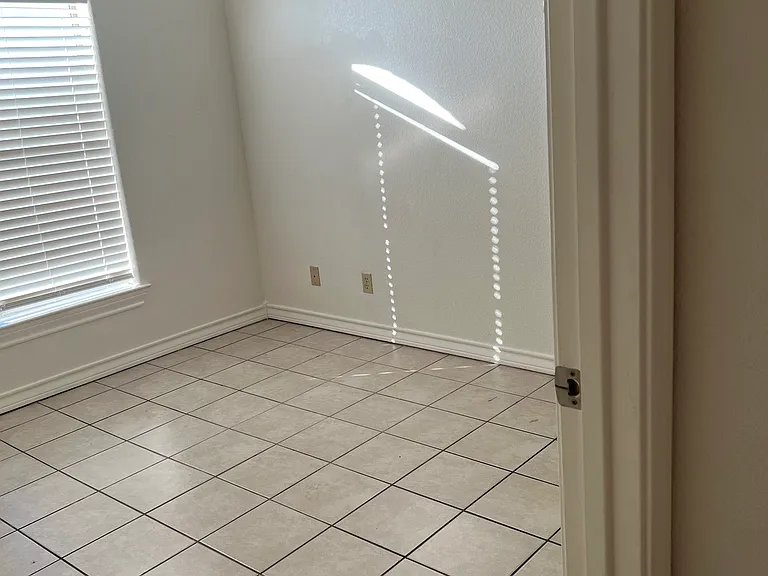 5005 San Francisco Ave — Photo 14