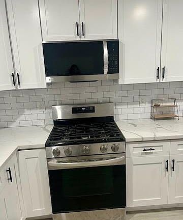 2nd image of 8332 S 3rd Ave