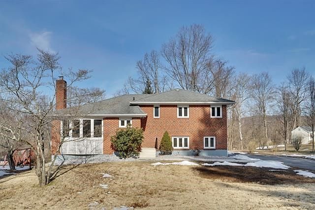 Welcome to 394 Fairview Avenue.  This home is perfect both inside and out.  Brick & vinyl exterior makes for a maintenance free home.