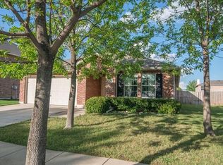 8117 Eagle Point Trl, Arlington, TX 76002