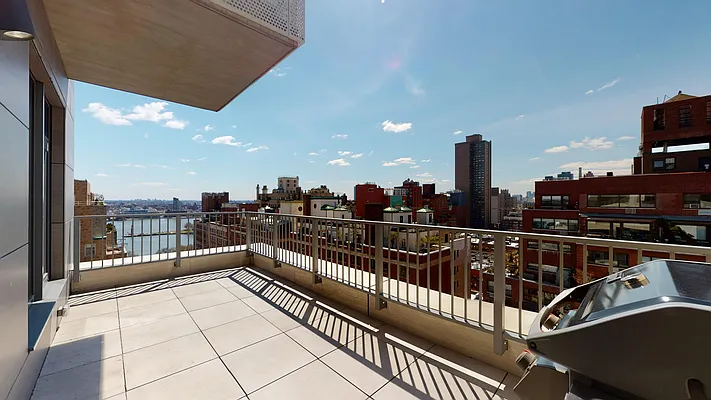 Rented by Bond New York | media 4