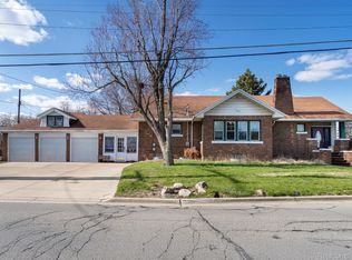 33815 Utica Rd, Fraser, MI 48026