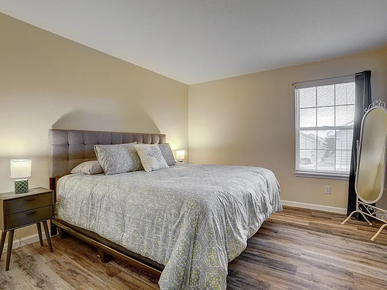 10129 Grove Ct — Photo 17