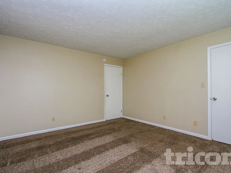 530 Quail Run — Photo 8