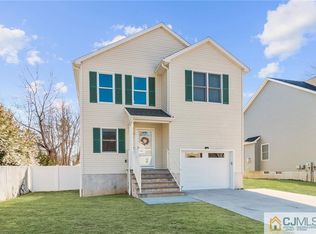 22 Avenue E, Monroe, NJ 08831