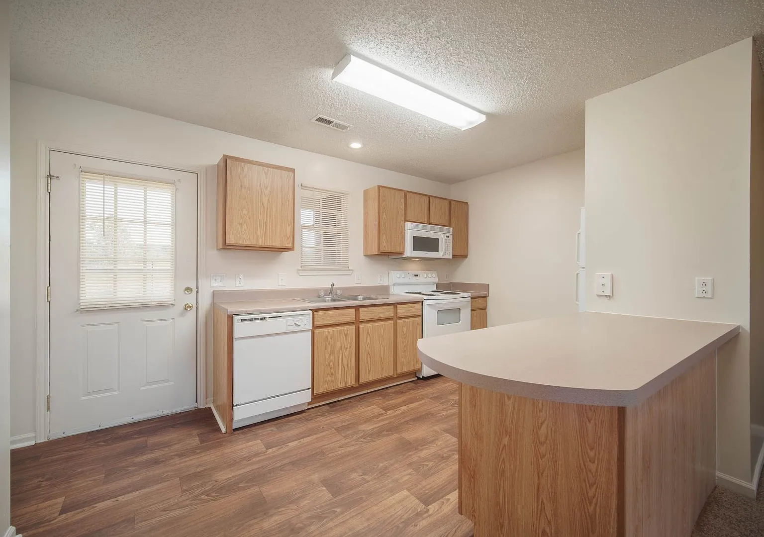 All Brick Building 55+Senior Community Rent $924/month — Photo 2
