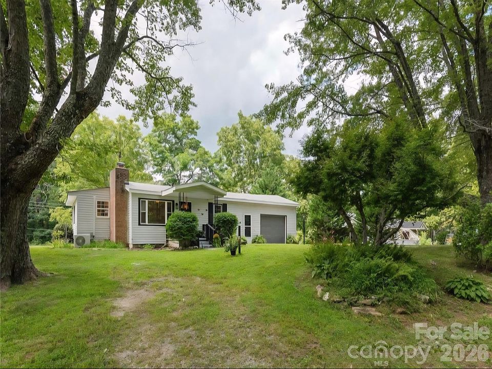1st image of 1323 Locust Grove Rd