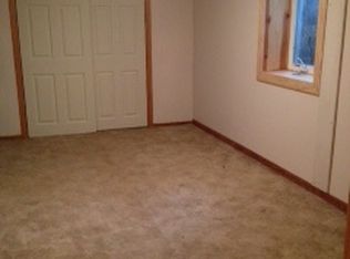 305 W Hutchings St, Winterset, IA 50273