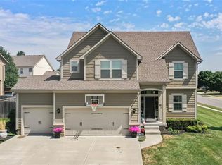 1510 Blueskye Ln, Raymore, MO 64083