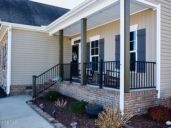 5th image of 4425 Brookfield Drive NW
