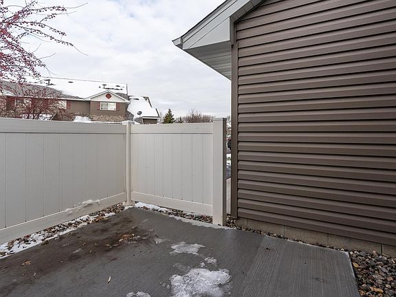 5th image of 6383 208th Street Way N