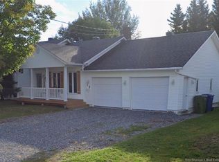 19 Belisle Ave, Edmundston, NB E3V 3W9