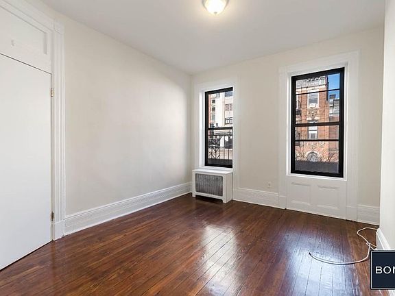3rd image of 218 E 85th St APT 4FE