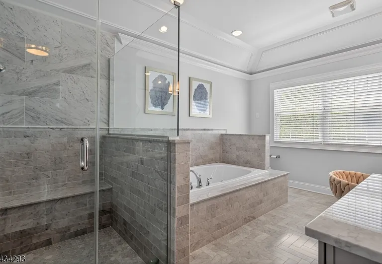 921 Harding St — Photo 30