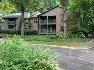 1422 Tuxworth Cir, Decatur, GA 30033