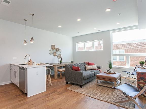 3rd image of 5938 Henry Ave APT 8