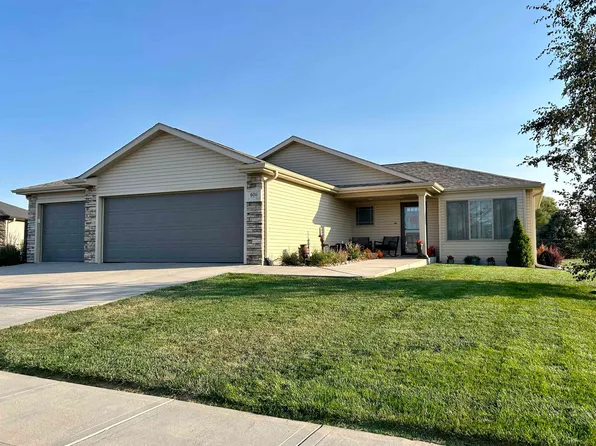 6011 W 13th St, Juniata, NE 68955