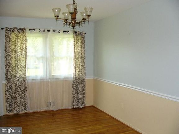 5th image of 13222 Superior St