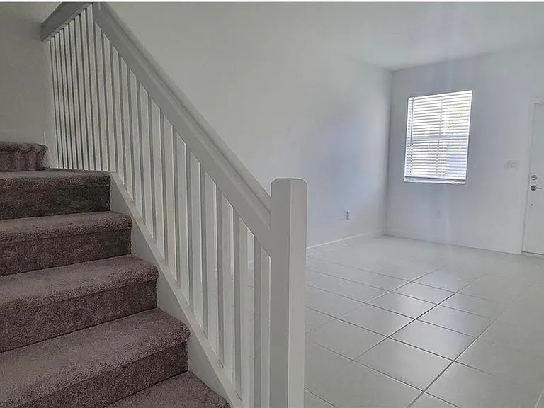 2683 SE 12th St — Photo 7