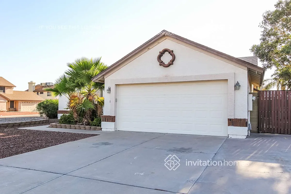 Building Photo - 13250 N 78th Dr