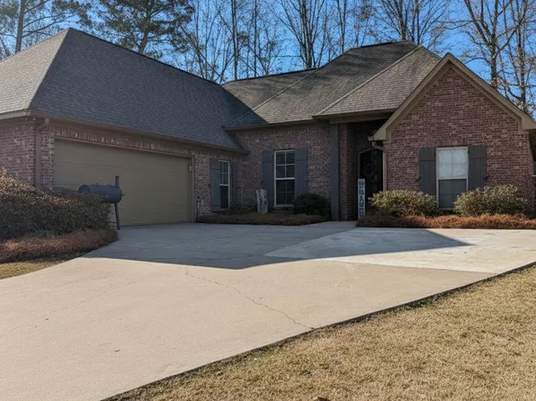 110 Bridge Park Dr, Canton, MS 39046