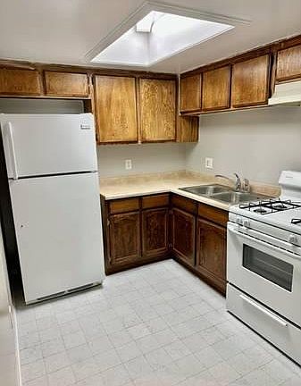2nd image of 3351 Eagle Rock Blvd APT 101