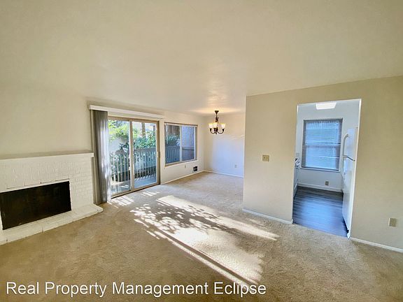 2nd image of 12714 NE 118th St APT 2
