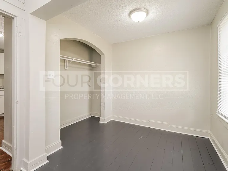 1007 South Main Street — Photo 16