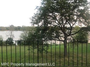 211 N 2nd St #5, Delavan, WI 53115