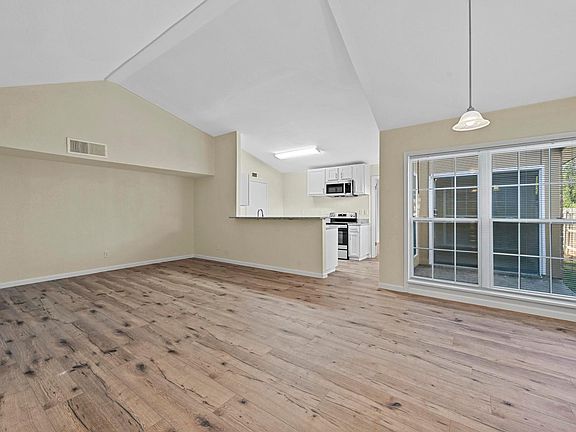 2nd image of 6005 Dooley Dr