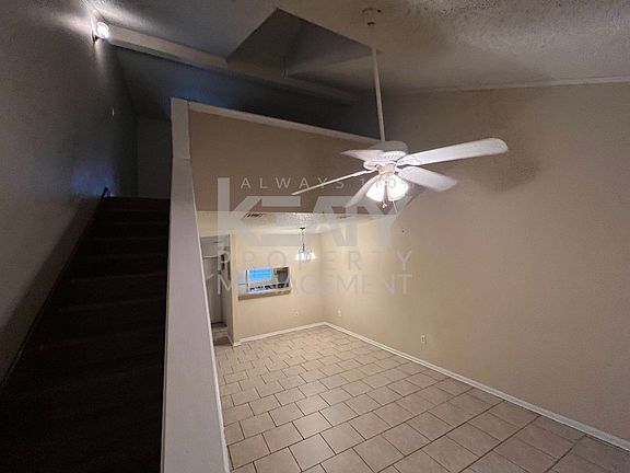 3rd image of 202 Belfast St #C