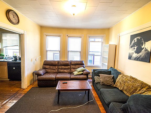 2nd image of 15 Crocker St #1