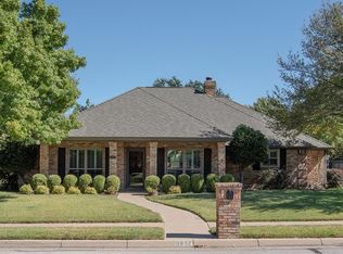 3832 Brookside Dr, Bedford, TX 76021