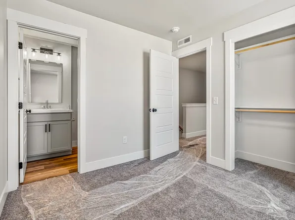 1841 Saint Peter Ln, Billings, MT 59101