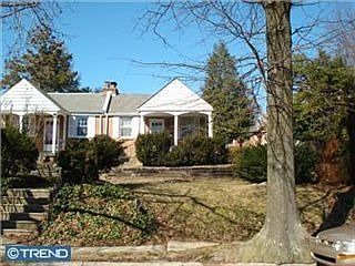 1st image of 307 E Highland Ave