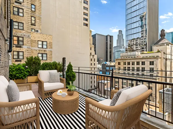 120 Central Park South image 11 of 15