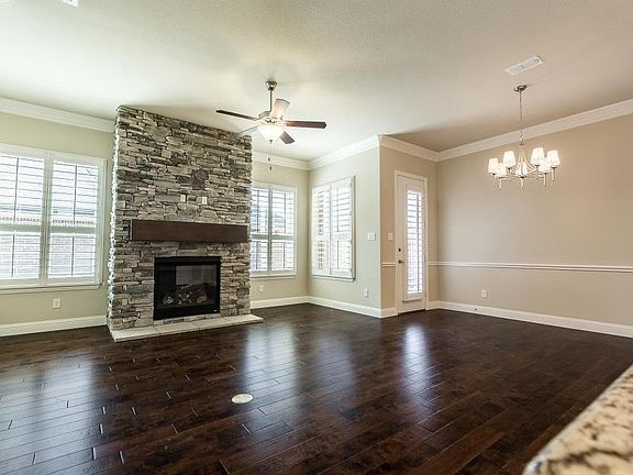 5th image of 6113 Pleasant Dream St