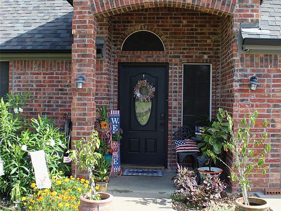 2nd image of 1219 Prairie Wind Blvd