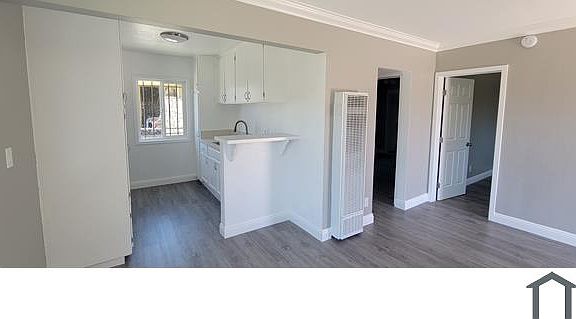 3rd image of 545 W 91st St APT 1