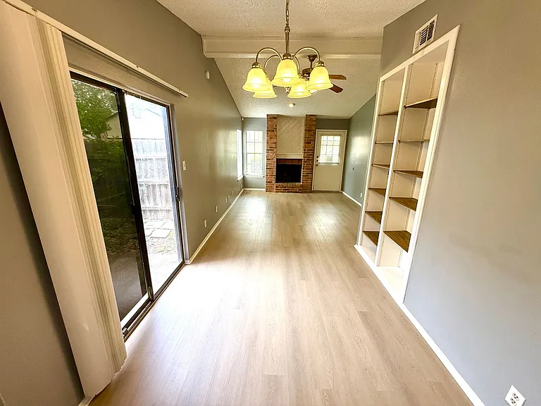 5310 Gawain Dr — Photo 7