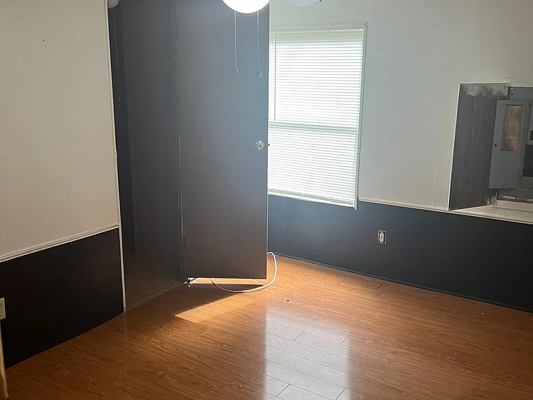 8605 Nussbaum Dr — Photo 9