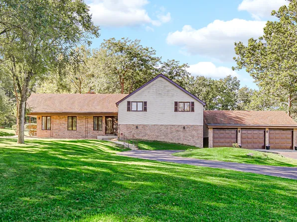 3317 E Buried Oak Dr, Crete, IL 60417