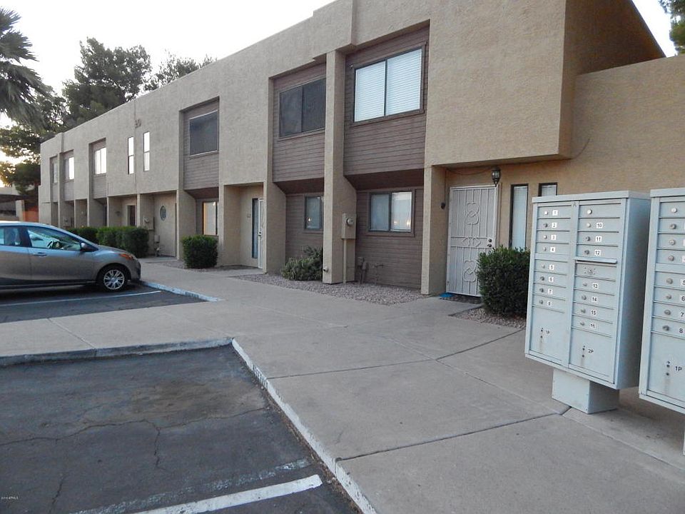1st image of 622 W 14th St