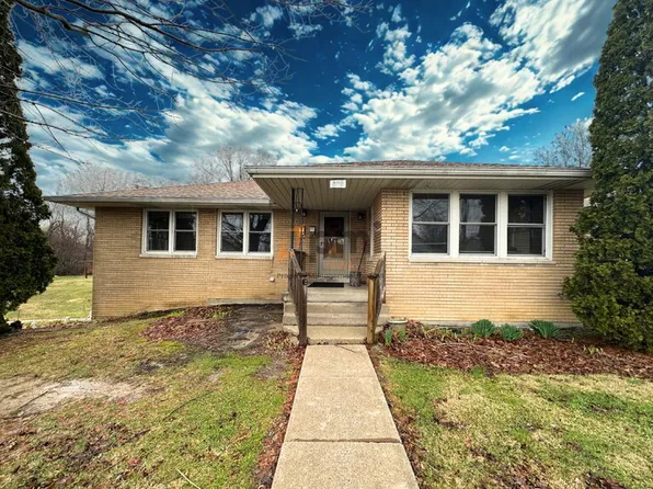 856 Hope St APT 1, Valparaiso, IN 46385