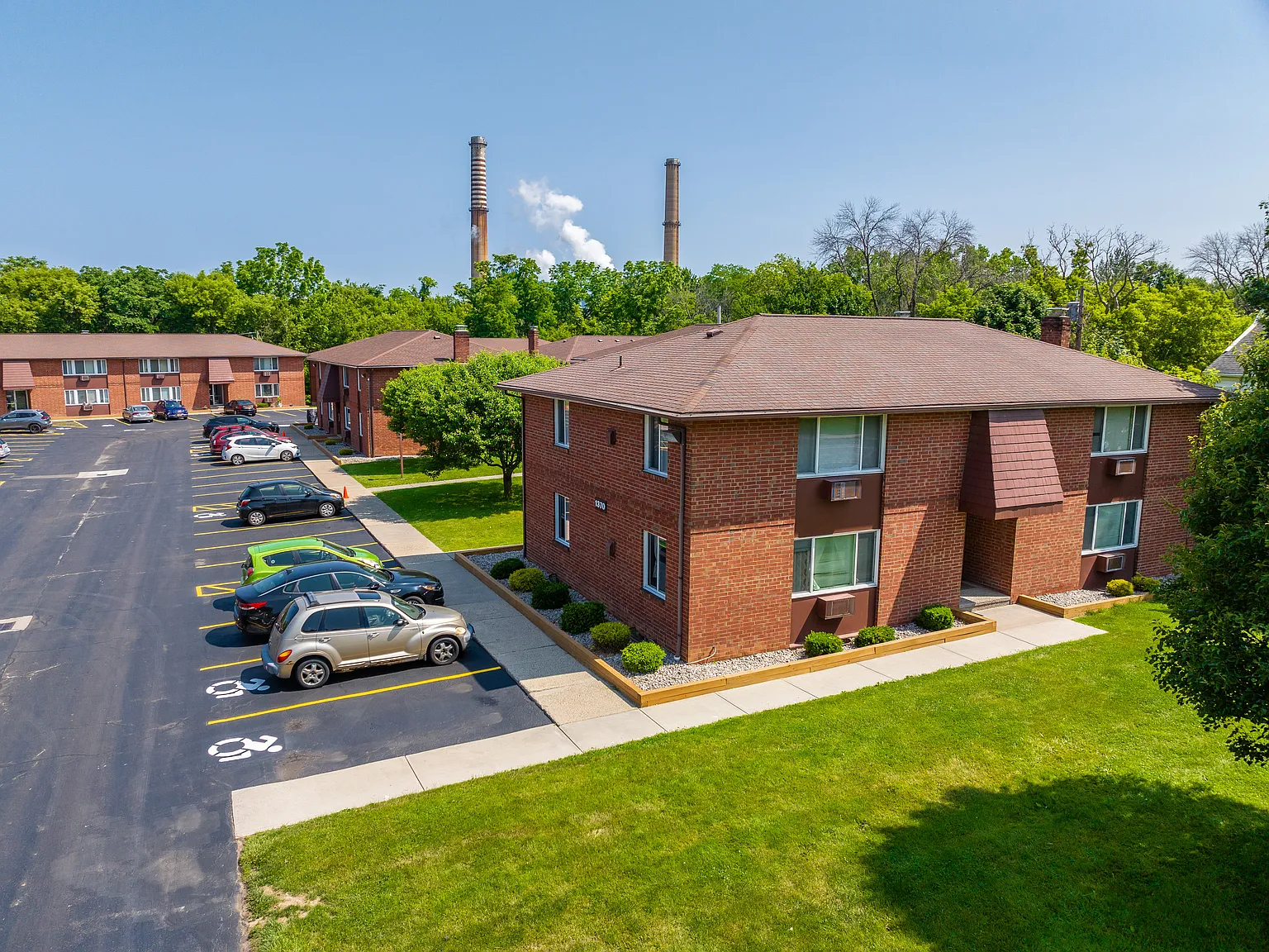 Ridgeway Garden Apartments — Photo 3