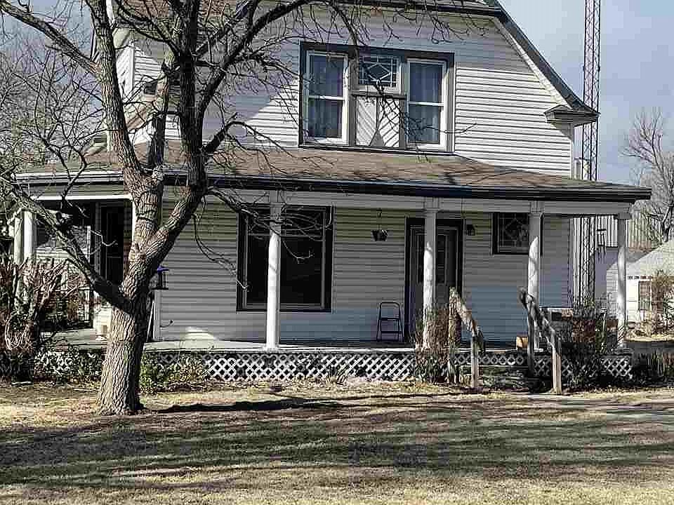 1st image of 405 Pine St